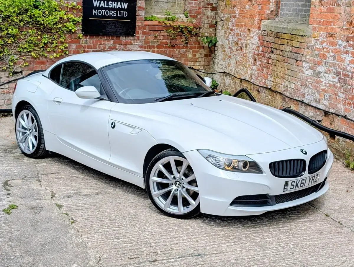 Used BMW Z4 2011 White Cabriolet