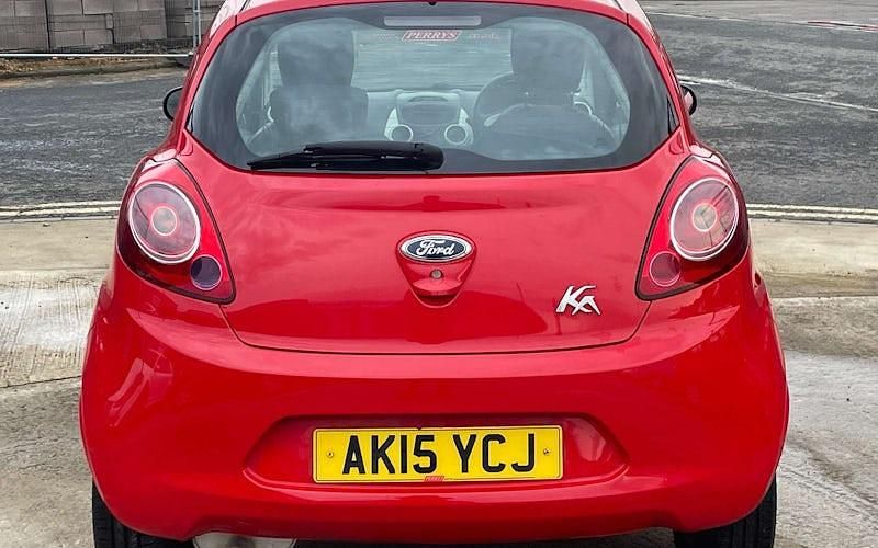 Begagnad Ford Ka 69 HK (50 kW) 2015 Halvkombi