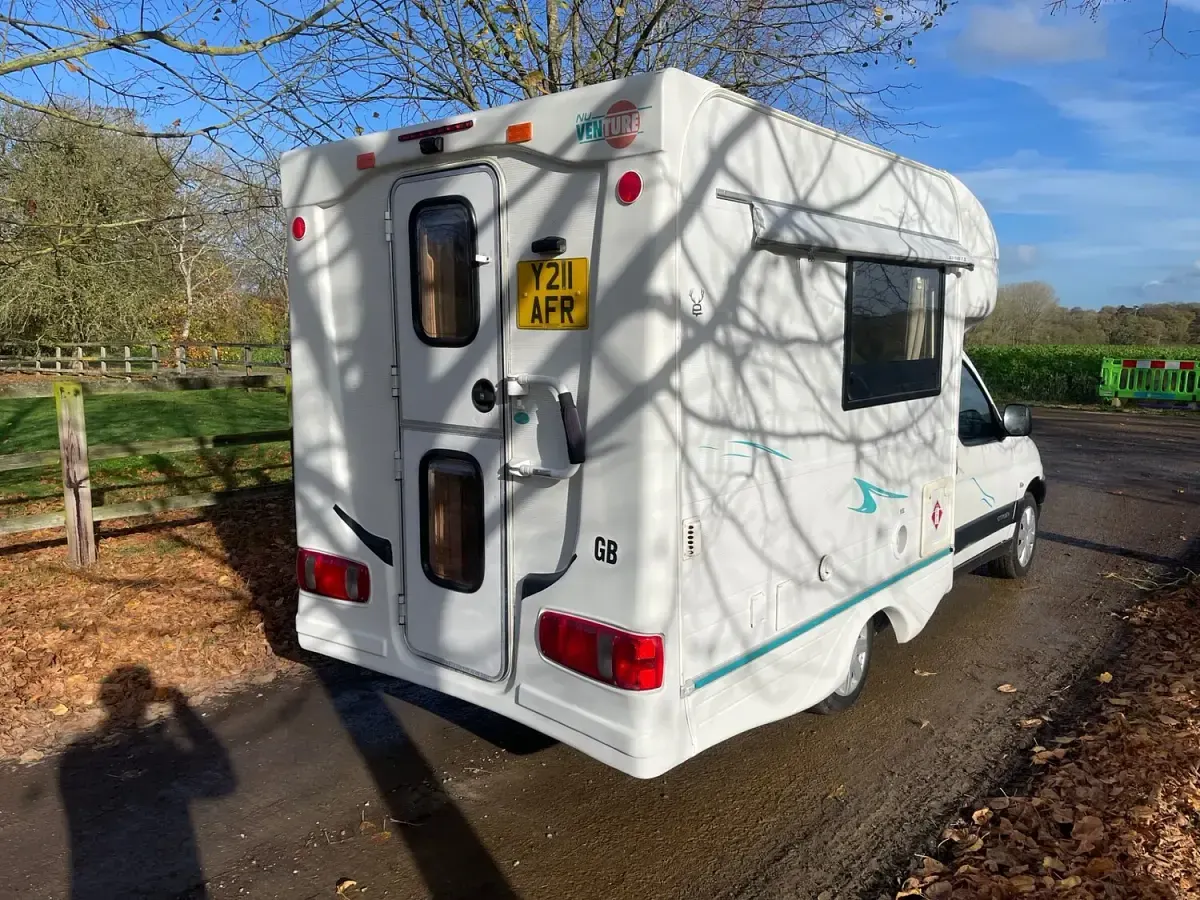 Used Citroën Berlingo 71 HP (52 kW) 2001 White MPV