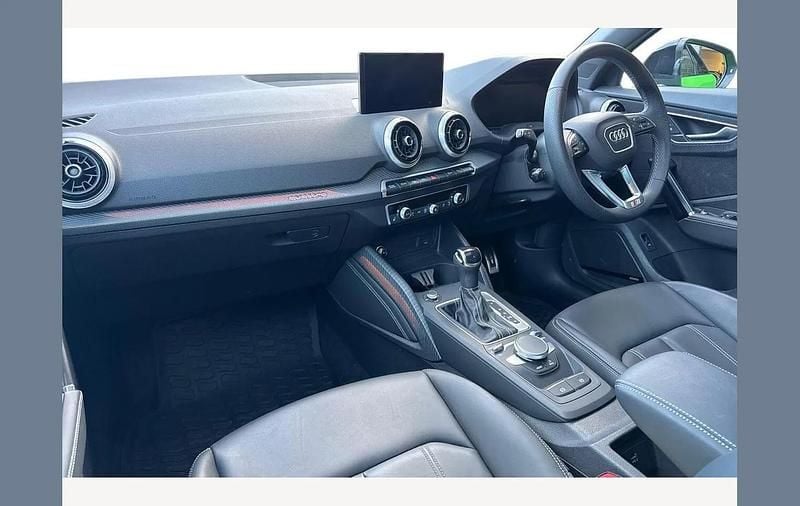 Used Audi SQ2 Comfort 300 HP (220 kW) 2023 Audi exclusive SUV