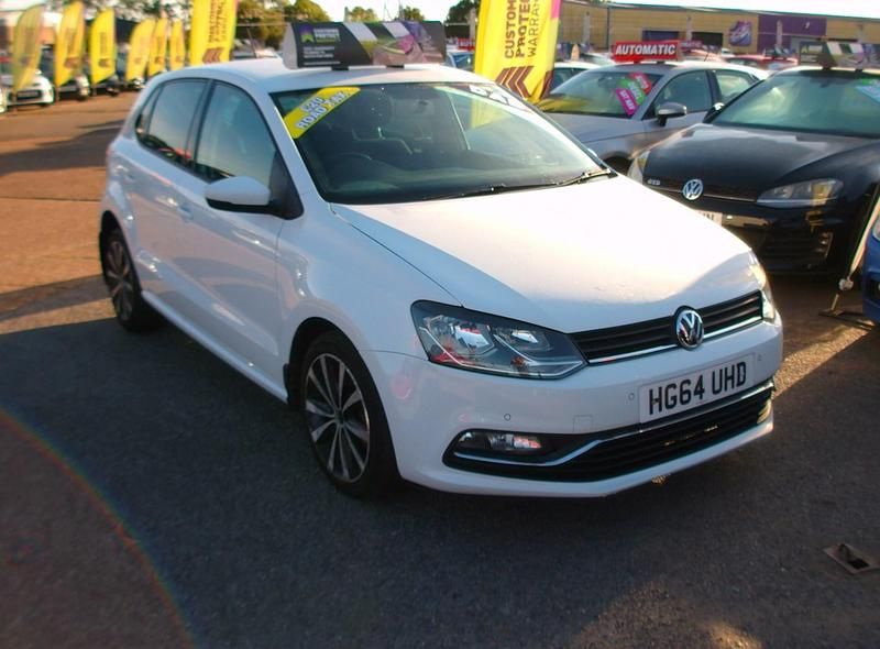 White Used 2014 VW Polo SEL Hatchback | £7,495 (A bit pricey) - Image 1/4