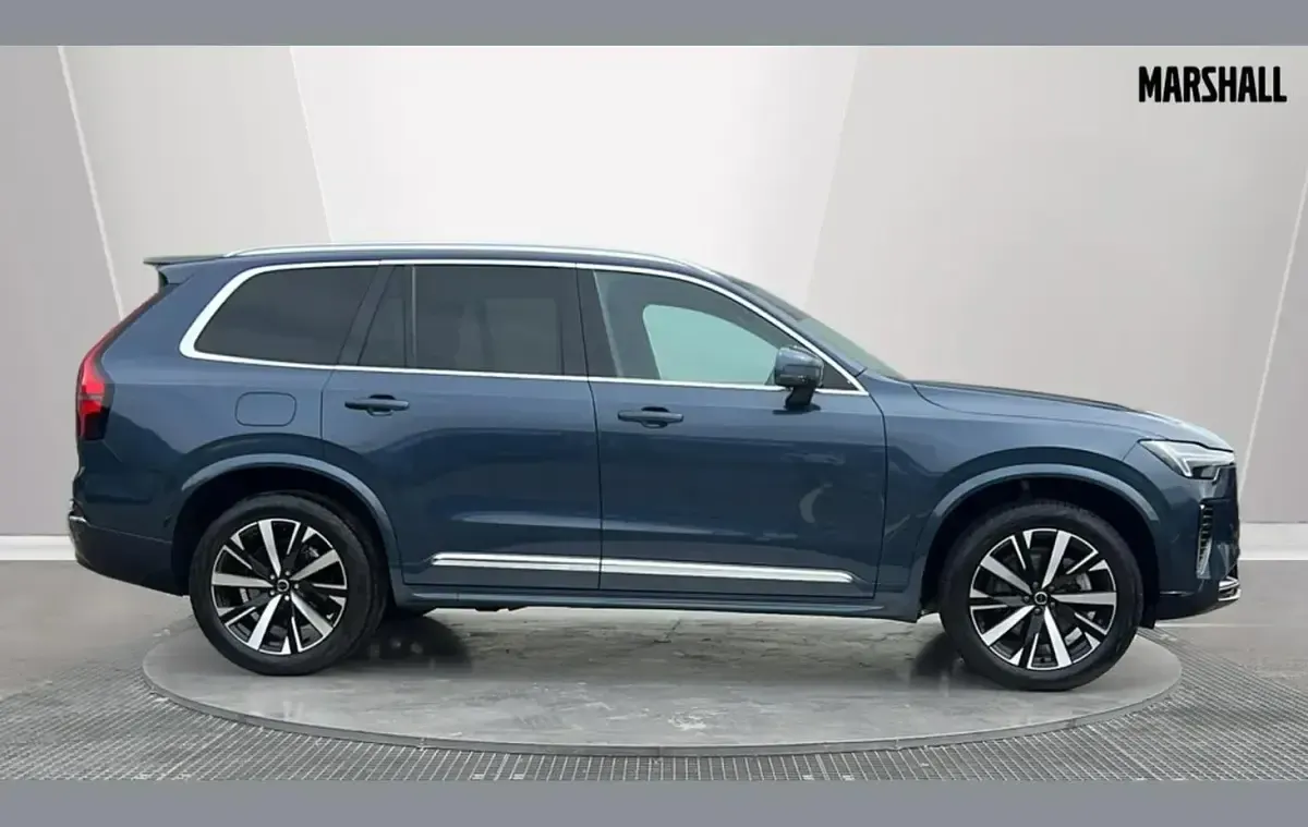 Used Volvo XC90 Core 455 HP (334 kW) 2025 Blue SUV