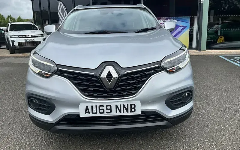 Used Renault Kadjar Iconic 140 HP (102 kW) 2020 Grey SUV