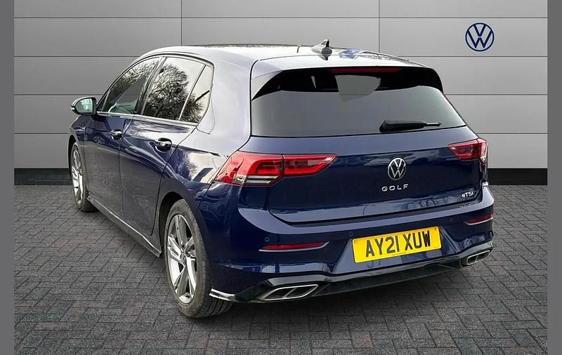 Used VW Golf VIII R-line 147 HP (108 kW) 2021 Blue Hatchback