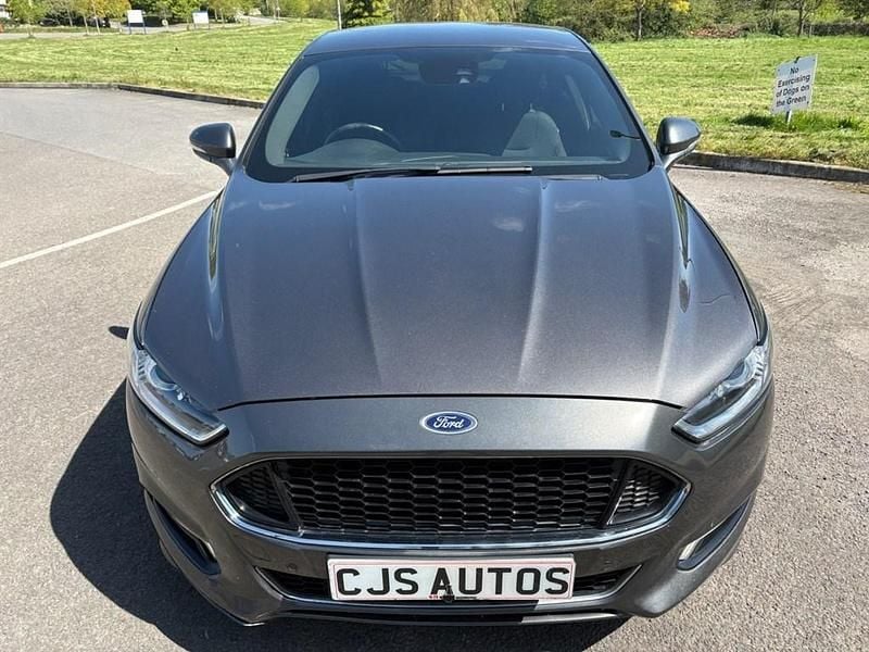 Używany Ford Mondeo ST-Line 2018 Szary Hatchback