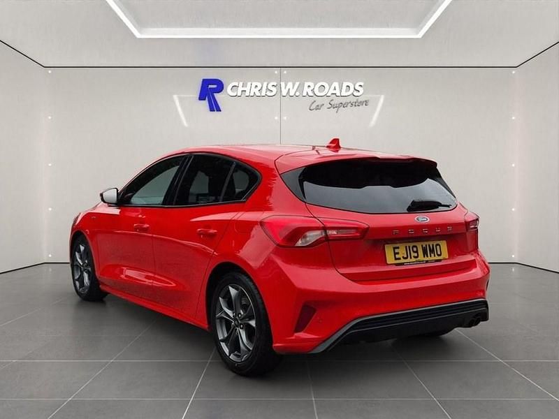 Used Ford Focus ST-Line 150 HP (110 kW) 2019 Red Hatchback