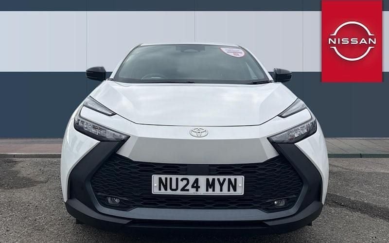 Used Toyota C-HR Design 140 HP (102 kW) 2026 SUV