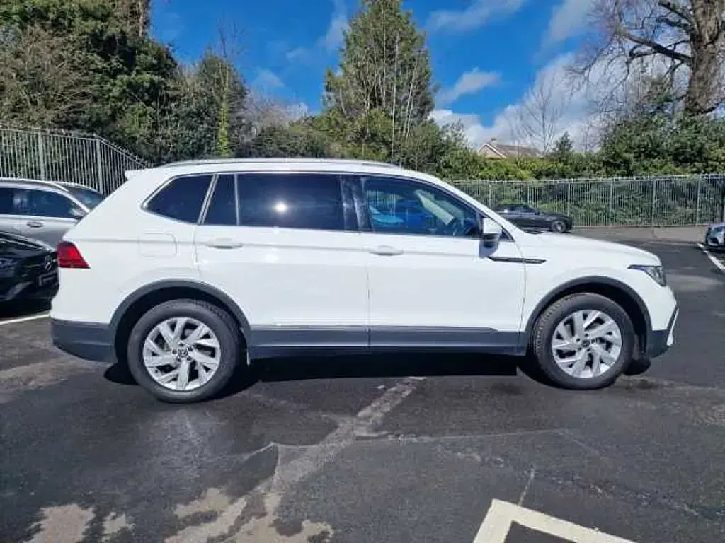 Używany VW Tiguan Allspace 150 KM (110 kW) 2022 SUV