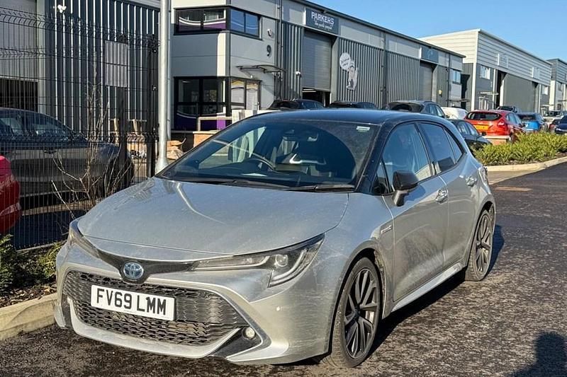 Silver Used 2019 Toyota Corolla Hatchback | £17,988 (Fair price) - Image 1/1