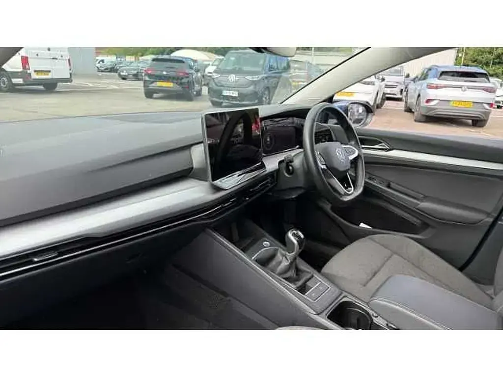Used VW Golf VIII 150 HP (110 kW) 2024