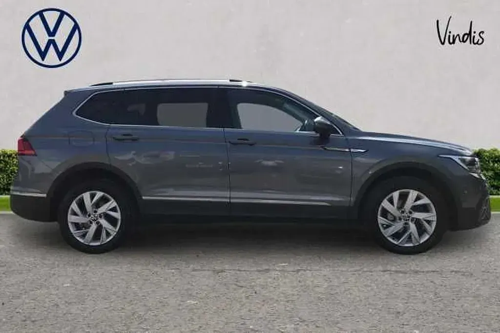 Used VW Tiguan Life 150 HP (110 kW) 2022 Grey SUV