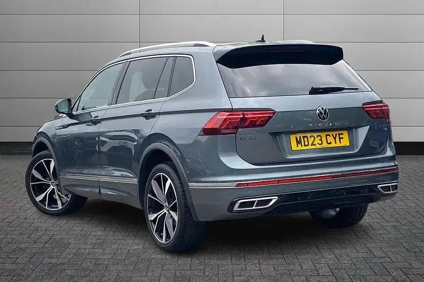 Used VW Tiguan Allspace R-line 150 HP (110 kW) 2023 Grey SUV