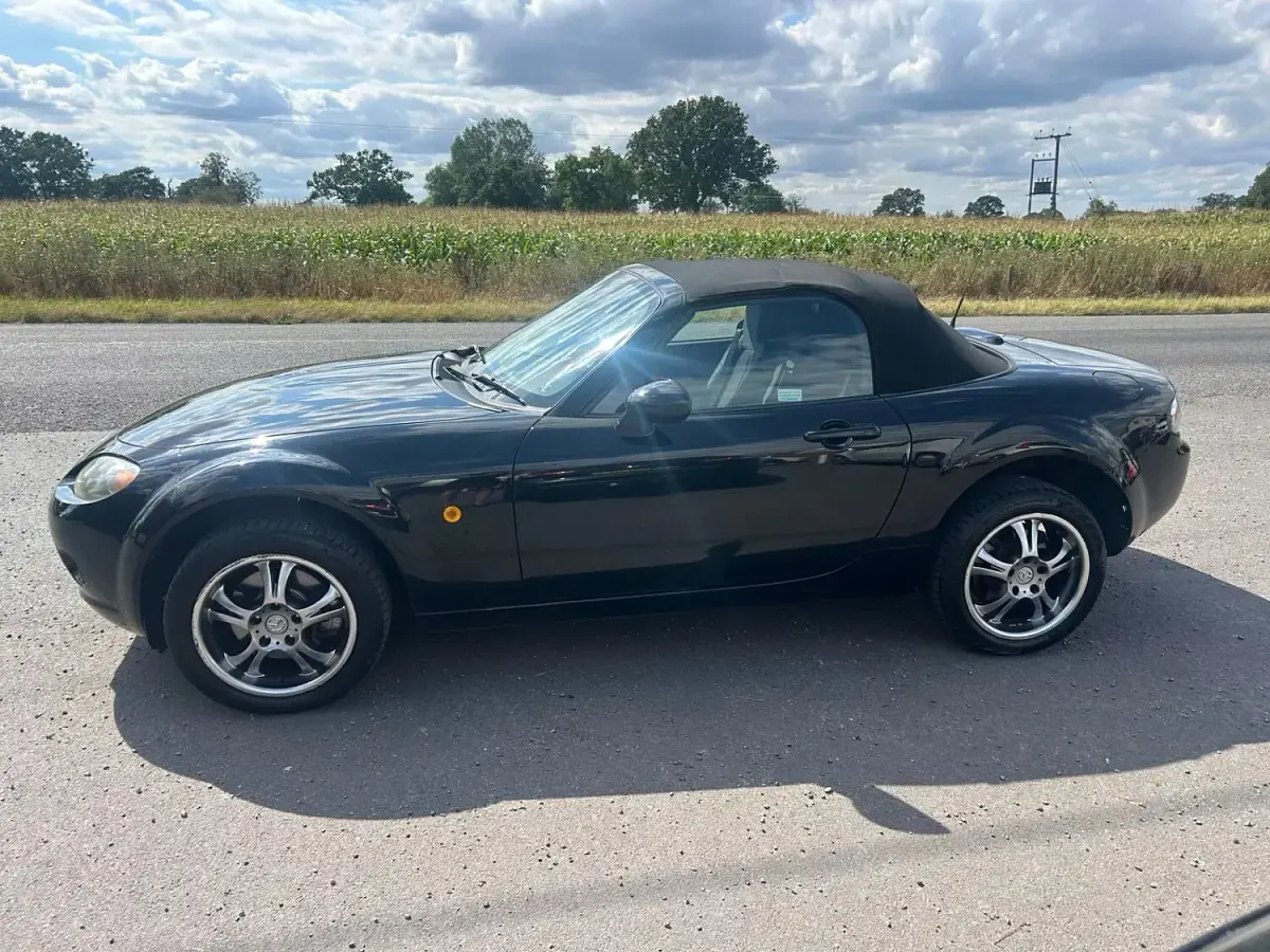 Used Mazda MX5 126 HP (92 kW) 2007 Black Cabriolet