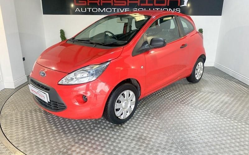 Used Ford Ka Studio 69 HP (50 kW) 2015 Red Hatchback