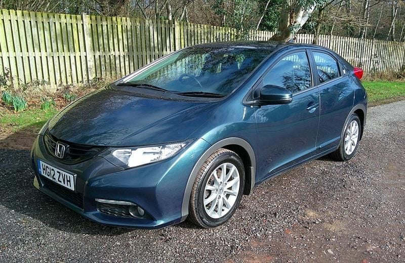 Used Honda Civic ES 150 HP (110 kW) 2012 Green Hatchback