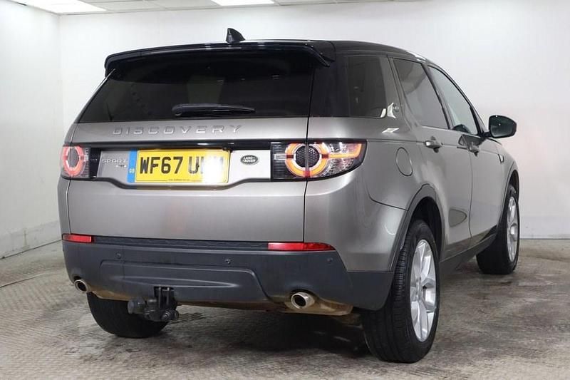 Used Land Rover Discovery Sport HSE 180 HP (132 kW) 2017 Silver SUV