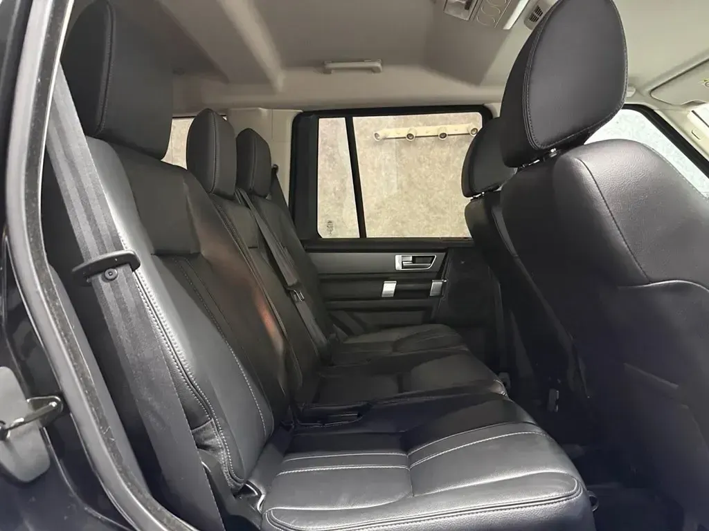 Used Land Rover Discovery 4 Graphite 2016 Black SUV