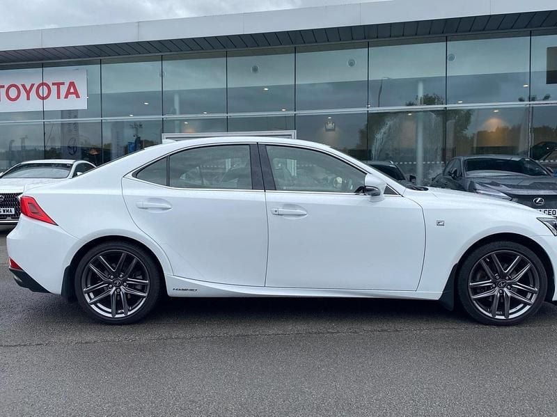 White Used 2018 Lexus IS300h Sport Line Sedan | £21,485 (Expensive) - Image 1/1