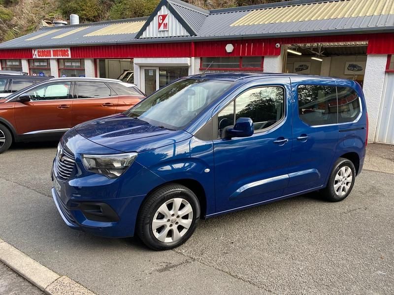 Used Vauxhall Combo S 130 HP (95 kW) 2020 Blue MPV