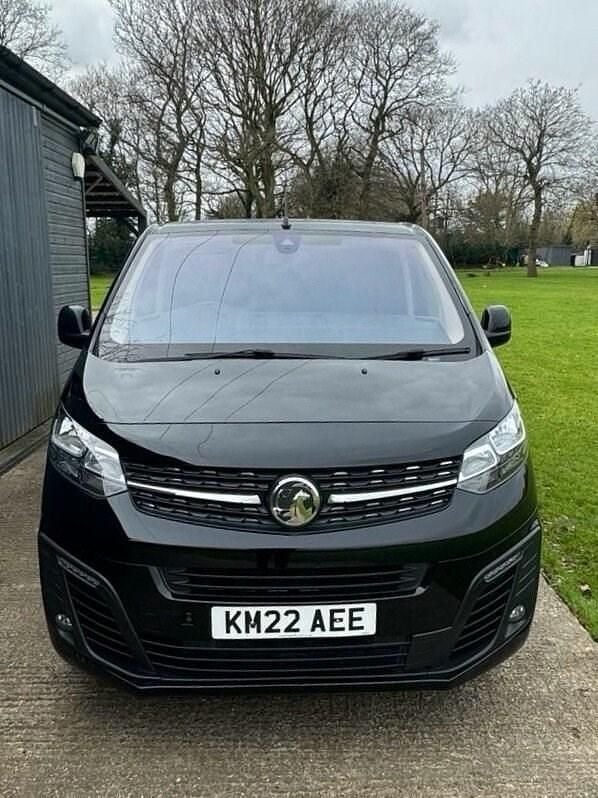 Used Vauxhall Vivaro Elite 150 HP (110 kW) 2022 Black MPV