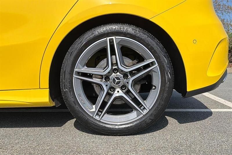 Used Mercedes A200 Executive 163 HP (119 kW) 2023 Sun yellow Hatchback