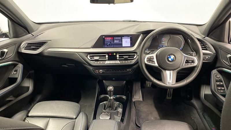 Used BMW 118 M Sport 138 HP (101 kW) 2020 Black Hatchback