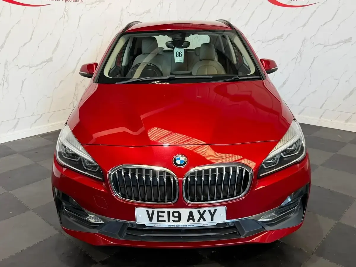 Used BMW 218 Luxury Line 2019 Red Hatchback