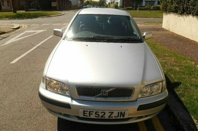 Used 2003 Volvo S40 Sedan | £990 - Image 1/4