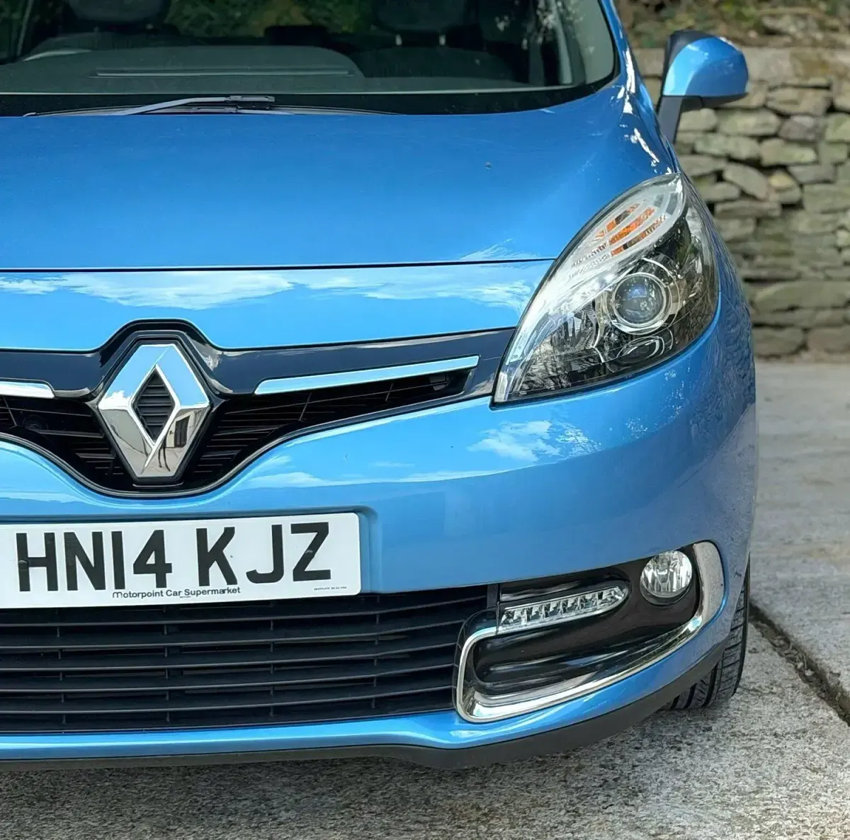 Used Renault Scénic III Dynamique 110 HP (80 kW) 2014 Blue MPV