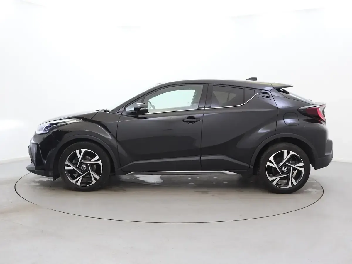 Used Toyota C-HR Design 122 HP (89 kW) 2023 Black SUV