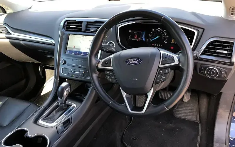 Begagnad Ford Mondeo Titanium 188 HK (138 kW) 2021 Blå Kombi