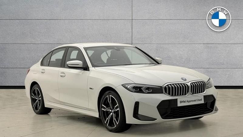 White Used 2022 BMW 330e M Sport | £25,695 (Fair price) - Image 1/4