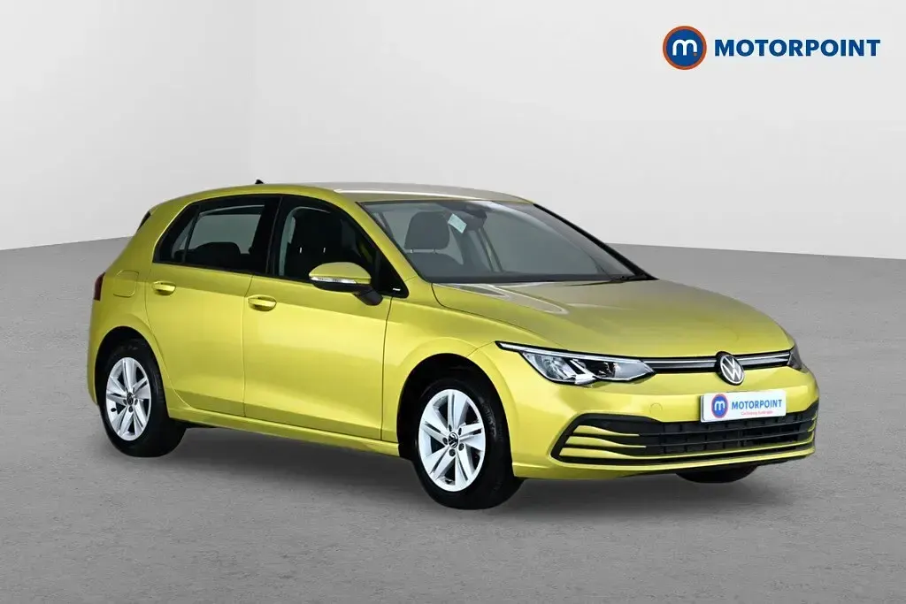 Used VW Golf VIII Life 116 HP (85 kW) 2023 Hatchback