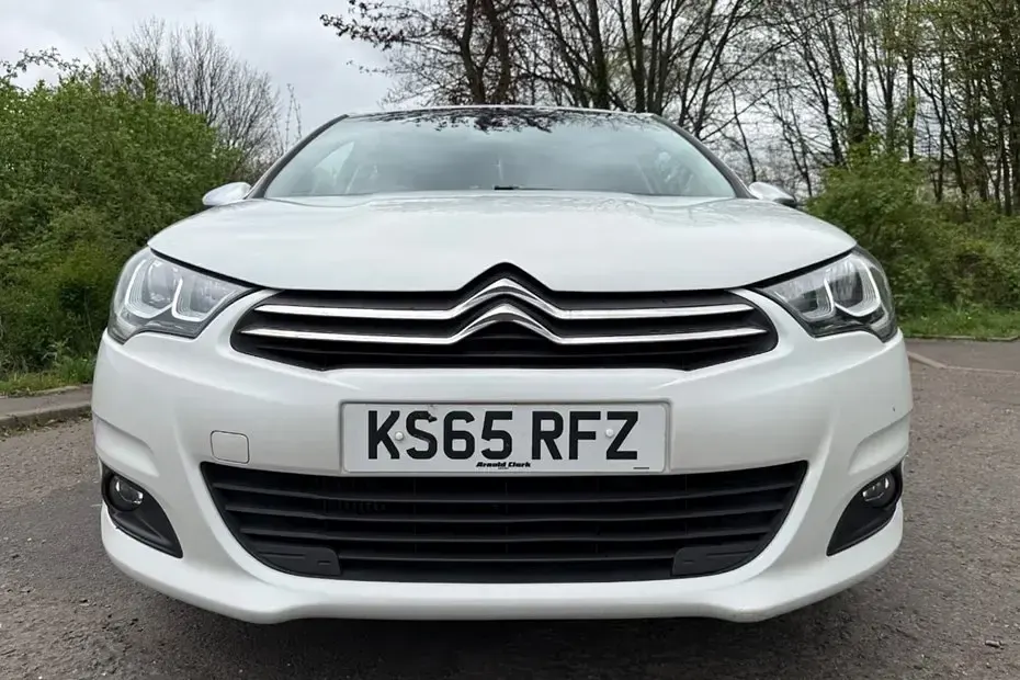 Begagnad Citroën C4 Flair 2015 Vit Halvkombi
