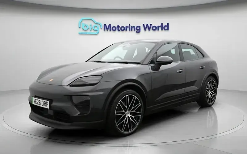 New Porsche Macan 4 Electric 264 kW (360 HP) 2025 SUV