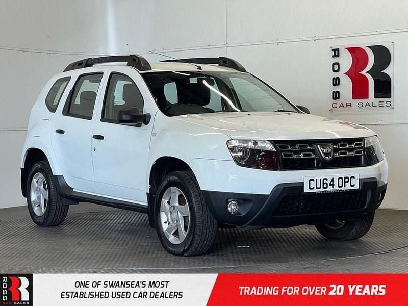 White Used 2014 Dacia Duster Ambiance SUV | £4,695 (Fair price) - Image 1/4