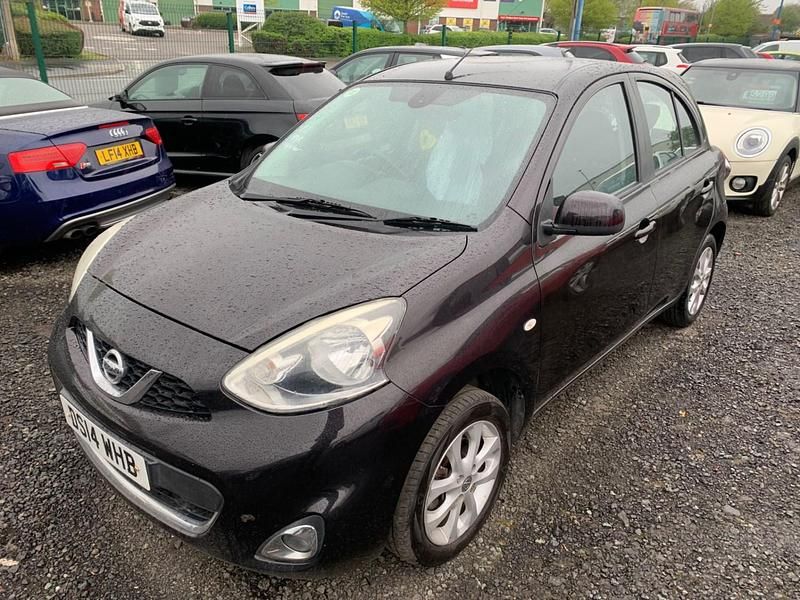 Begagnad Nissan Micra Acenta 2014 Svart Halvkombi