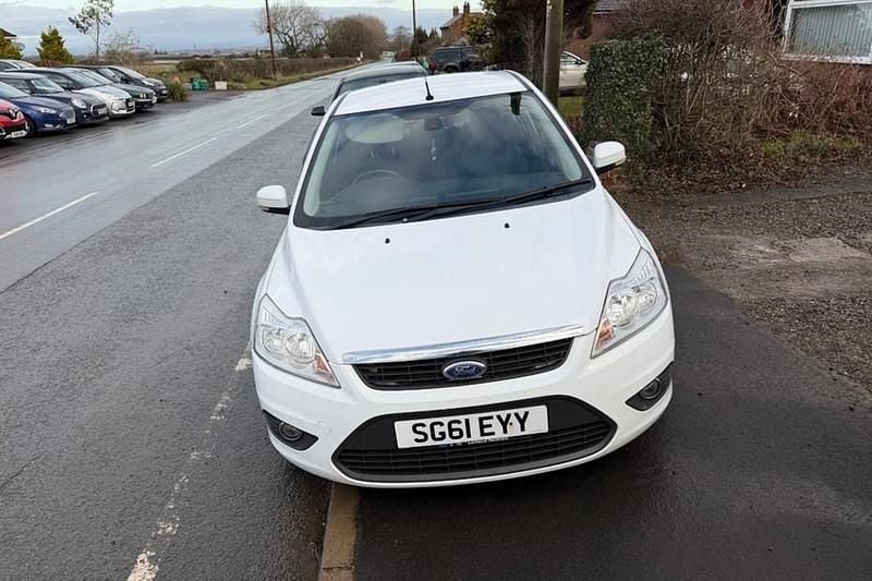 White Used 2011 Ford Focus Sport Hatchback | £2,495 (Super price) - Image 1/1