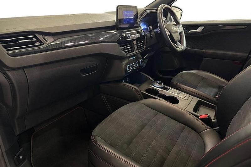 Second-hand Ford Kuga ST-Line X 190 CP (139 kW) 2020 Gri SUV