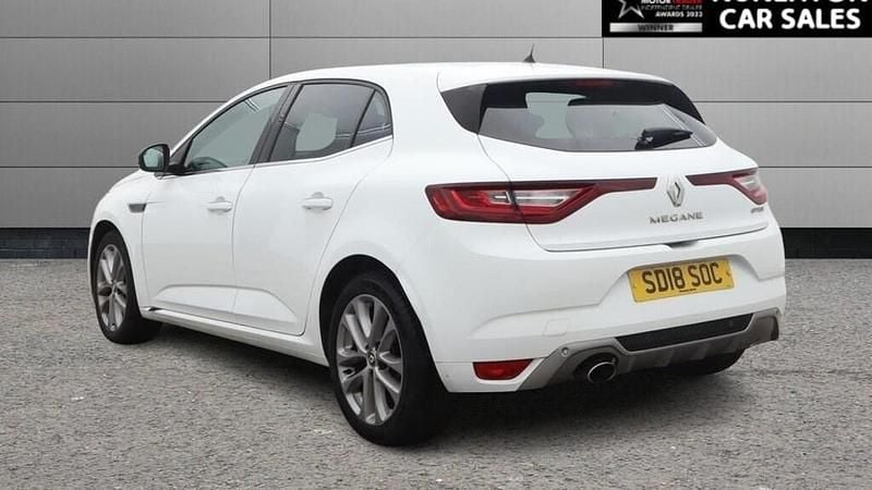 Used Renault Mégane GT Line GT-Line 130 HP (95 kW) 2018 White Hatchback