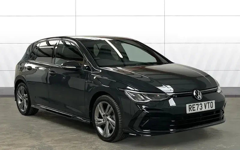 Used VW Golf VIII R-line 131 HP (96 kW) 2023 Hatchback