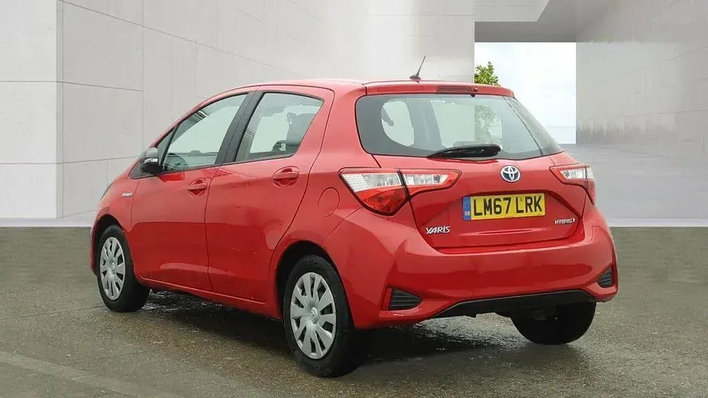 Used Toyota Yaris Active 2017 Red Hatchback