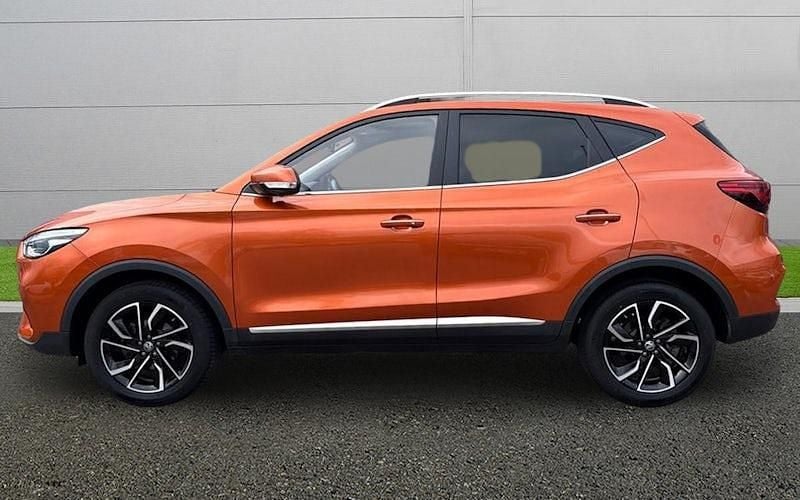 Used MG ZS Exclusive 111 HP (81 kW) 2023 Orange SUV