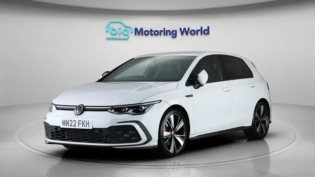 Used VW Golf VIII GTD 200 HP (147 kW) 2022 White Hatchback