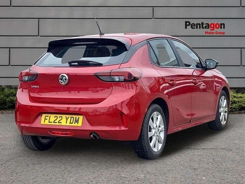 Usado Vauxhall Corsa Edition 100 HP (73 kW) 2022 Vermelho Citadino