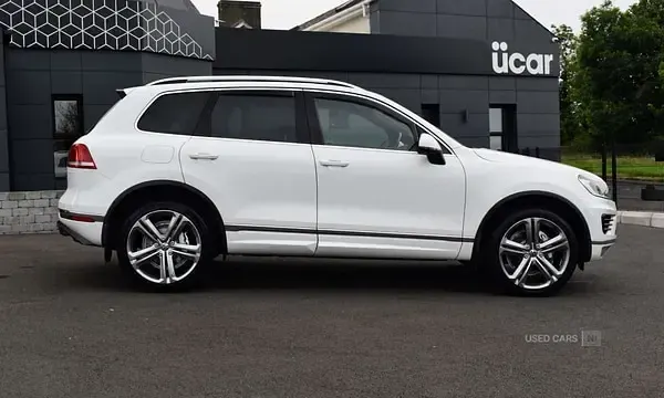 Used VW Touareg R-line Plus 262 HP (192 kW) 2017 White SUV