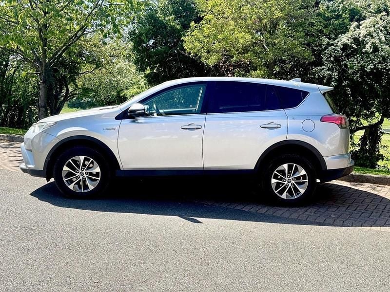 Used Toyota RAV4 Business Edition 2017 Silver SUV