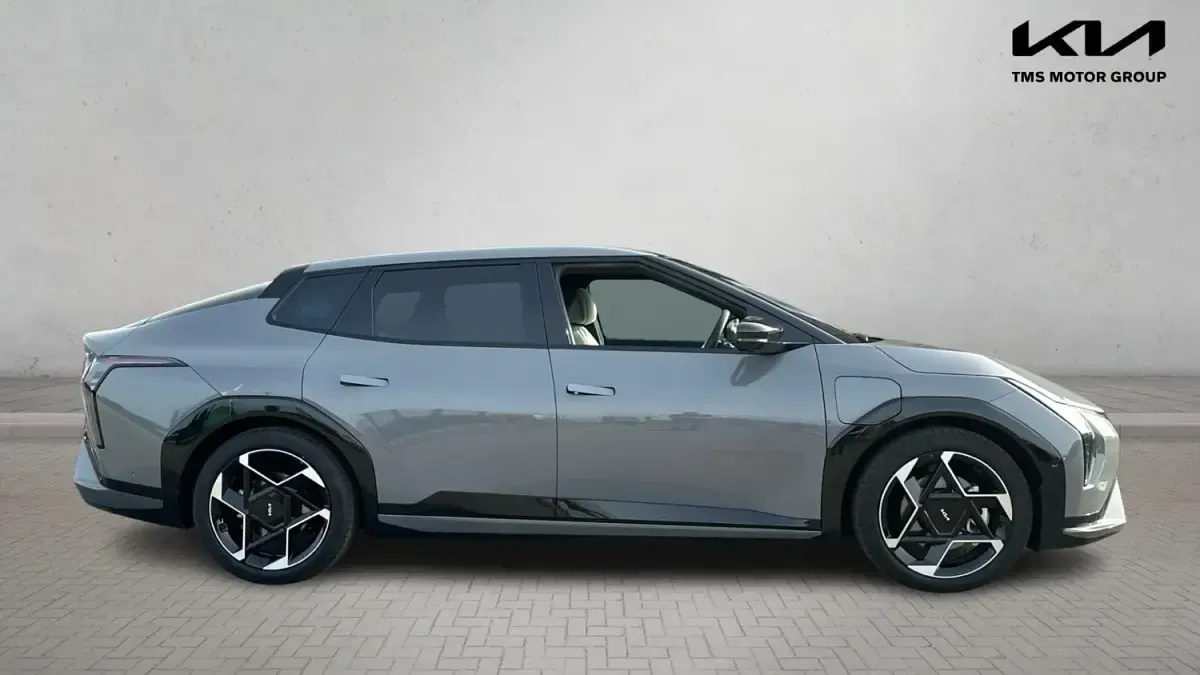 Usado Kia EV4 GT-Line S 150 kW (204 CV) 2025 Gris Berlina