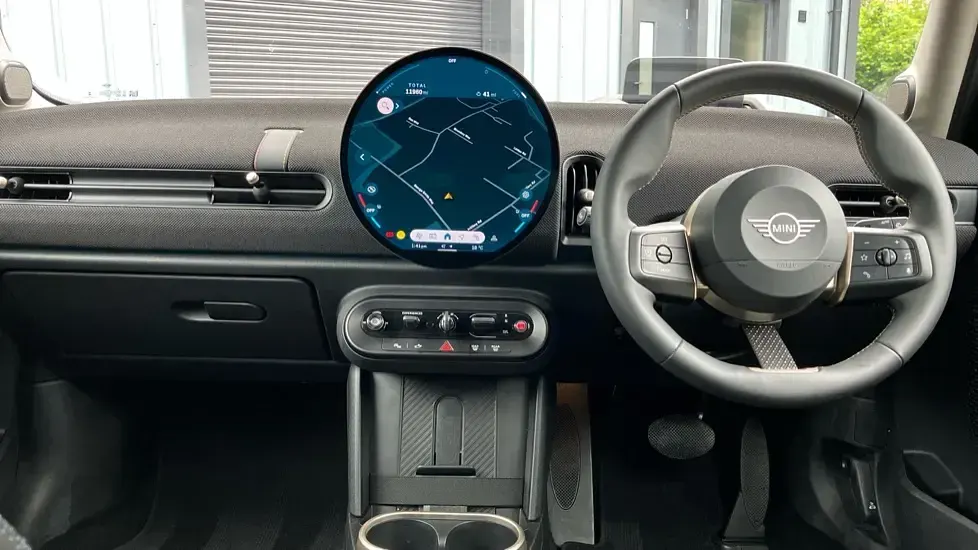 Used Mini Cooper S Hatch 201 HP (147 kW) 2025 Silver Hatchback