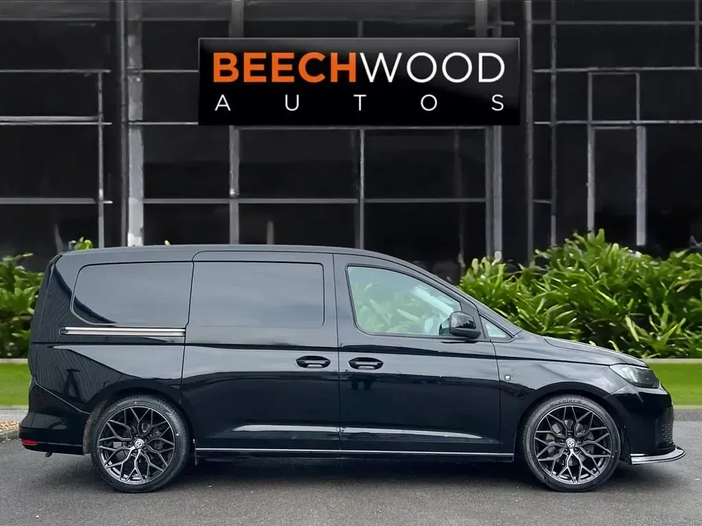 Used VW Caddy S 102 HP (75 kW) 2021 Black MPV